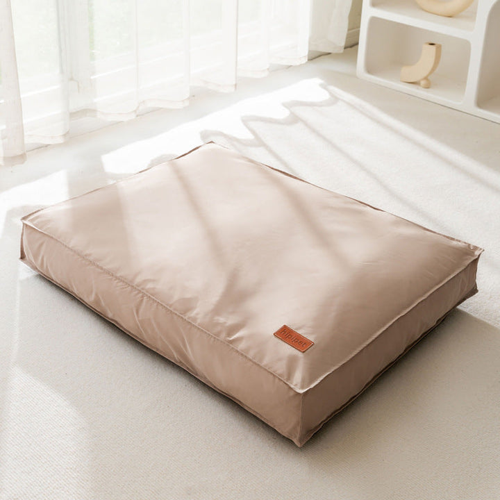 The Ultimate Waterproof Dog Bed: Comfort & Convenience for Your Furry Friend