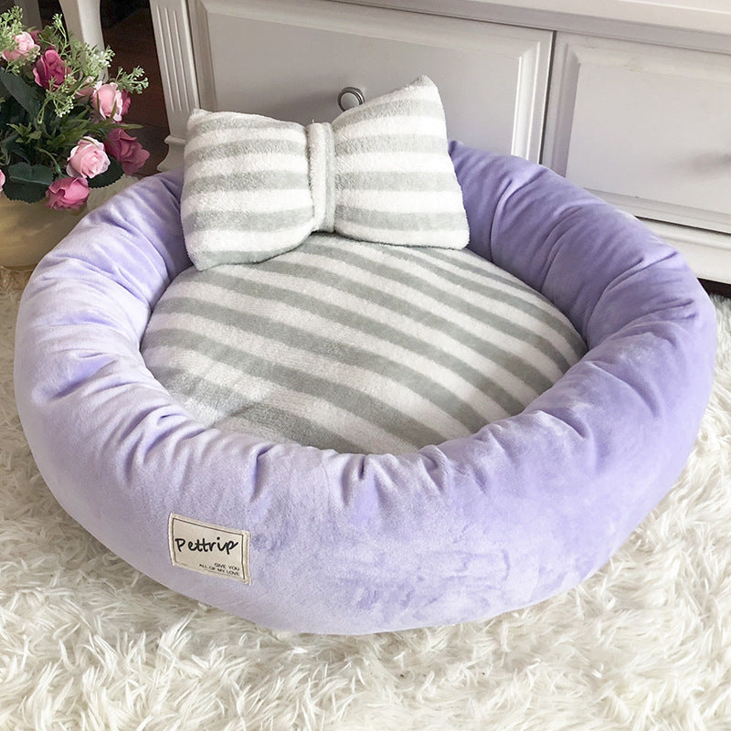 Plush dog kennel