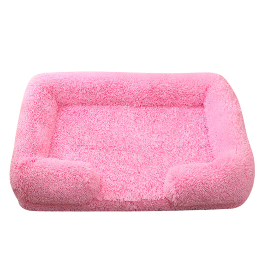 Doghouse Plush Round Pet Bed