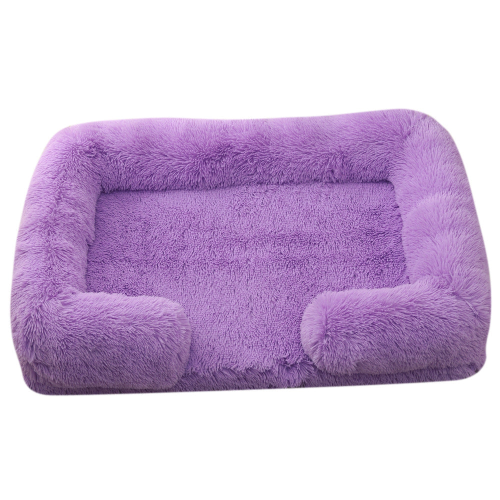 Doghouse Plush Round Pet Bed
