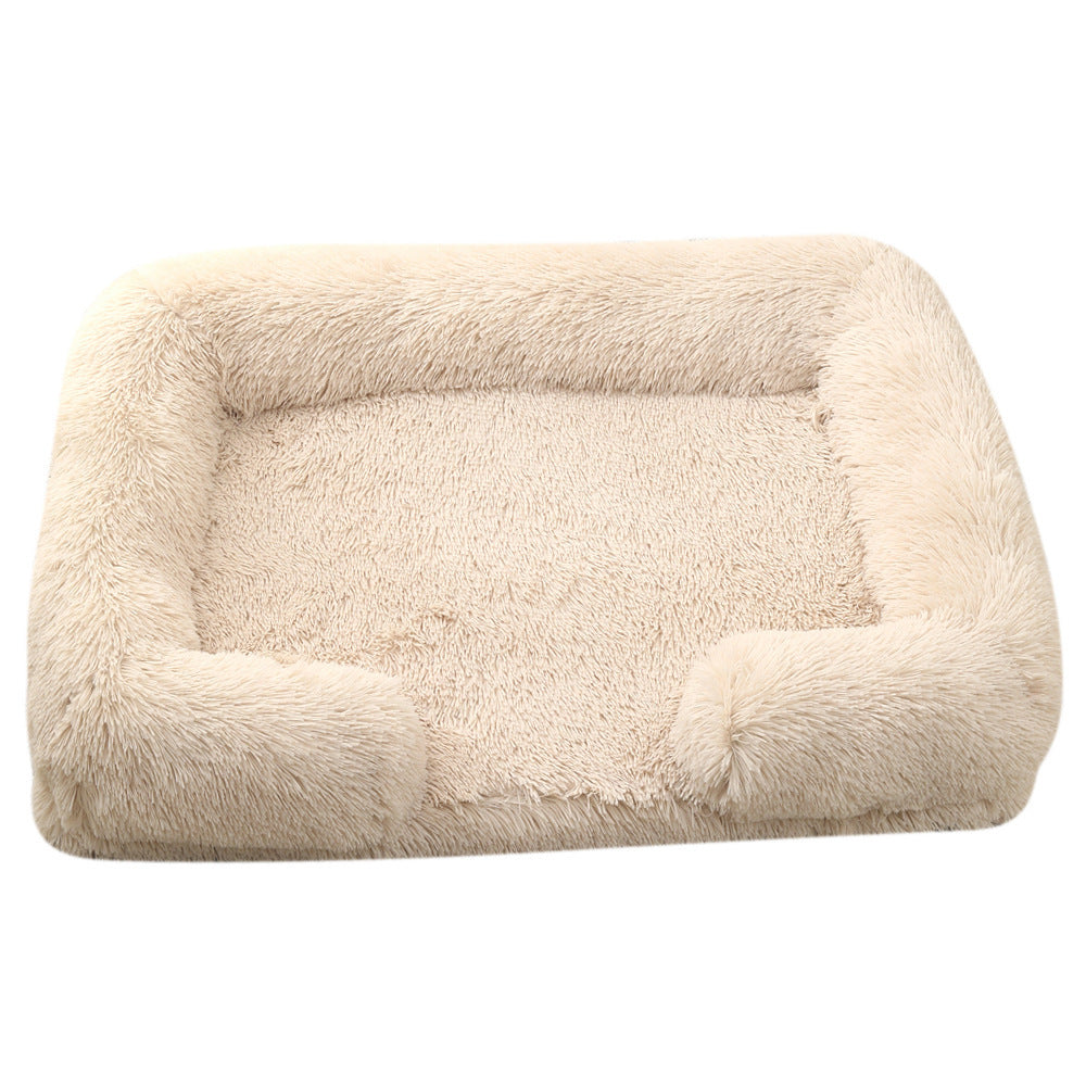 Doghouse Plush Round Pet Bed